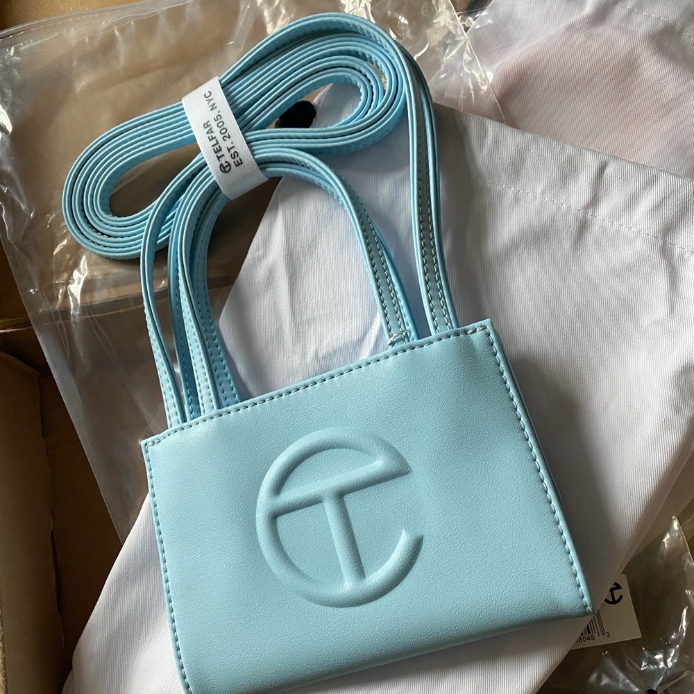 TELFAR Small Shopping in Pool Blue